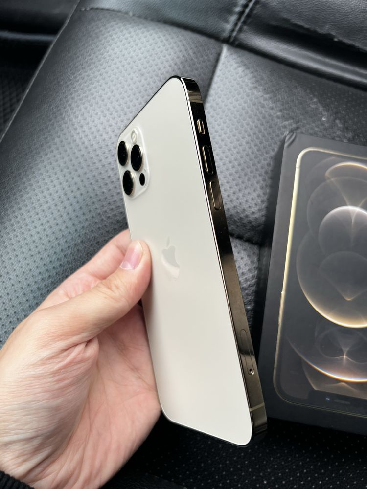 iPhone 12 Pro 100% аккумулятор