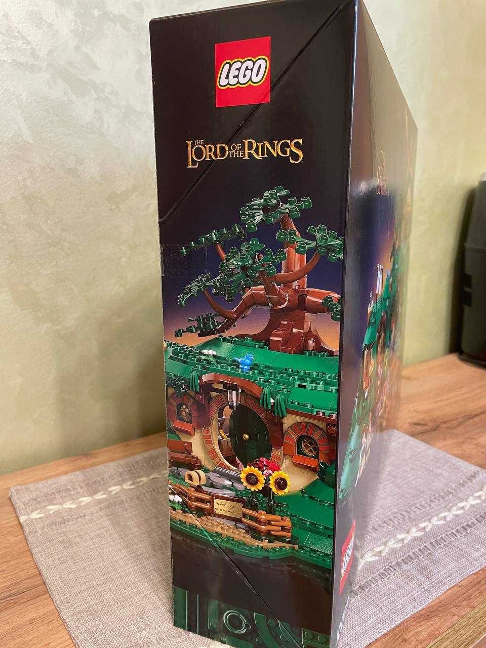 LEGO ICONS 10354: Властелин колец - Шир (LOTR - The Shire)