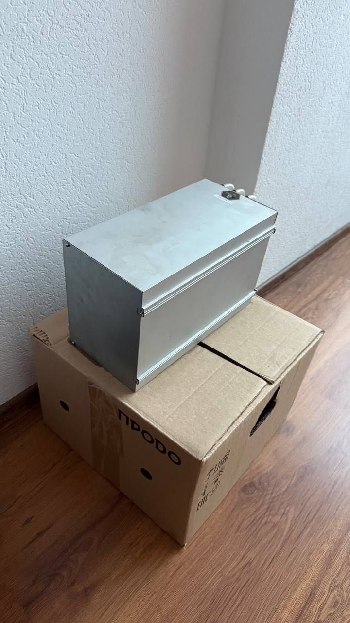 Асик Antminer S21 HYD 335T б/у (в наличии в Астане)