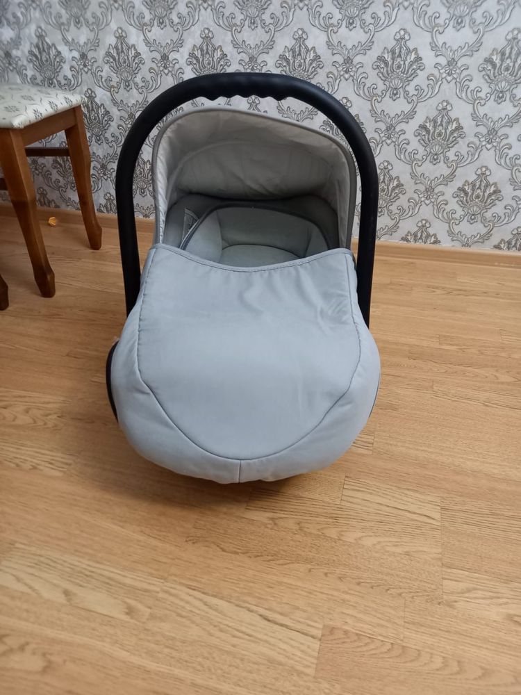 коляску Tutis Mimi 3 в 1