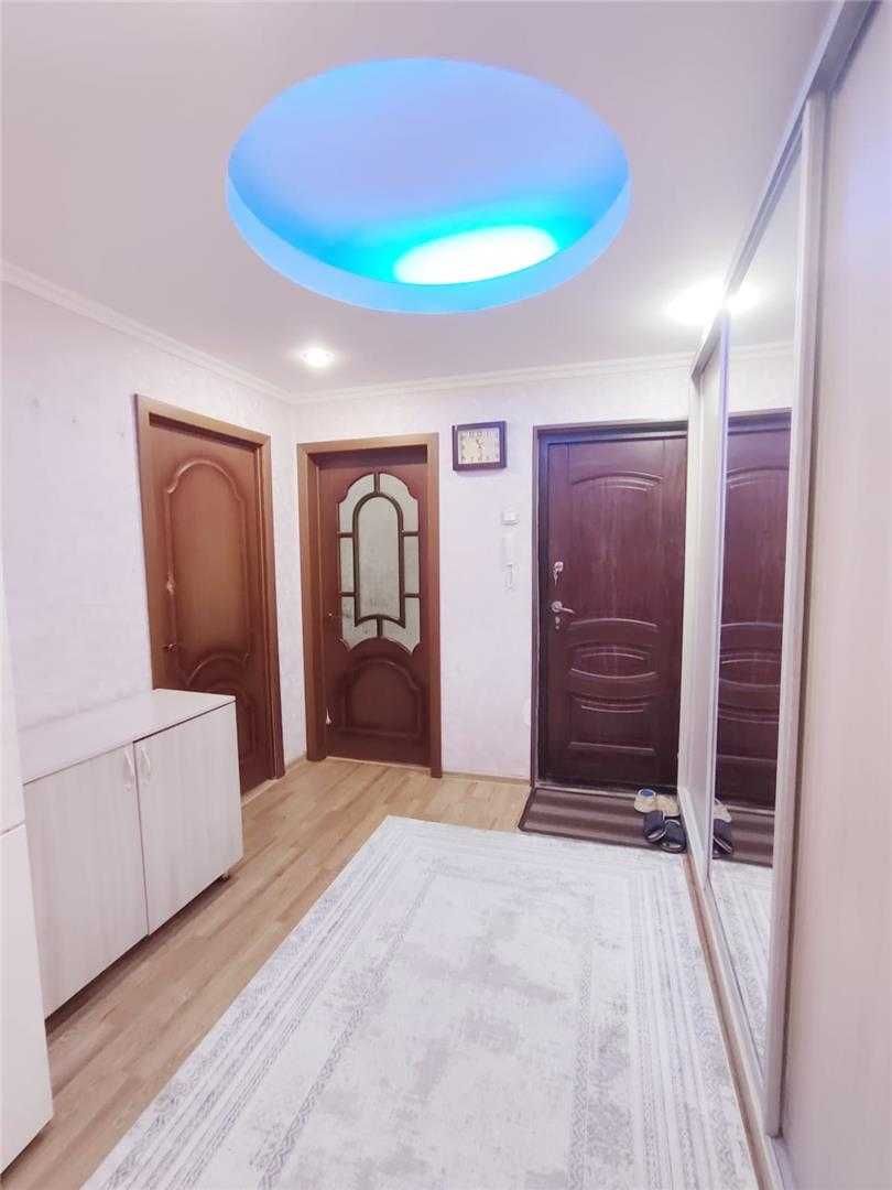 *Продам 3 комн квартиру  мкр-н Голубые Пруды. ТОРГ. Ипотека