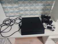 Продам приставку ps 4
