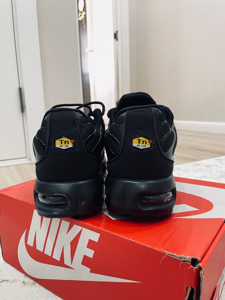 Кроссовки Nike оригинал