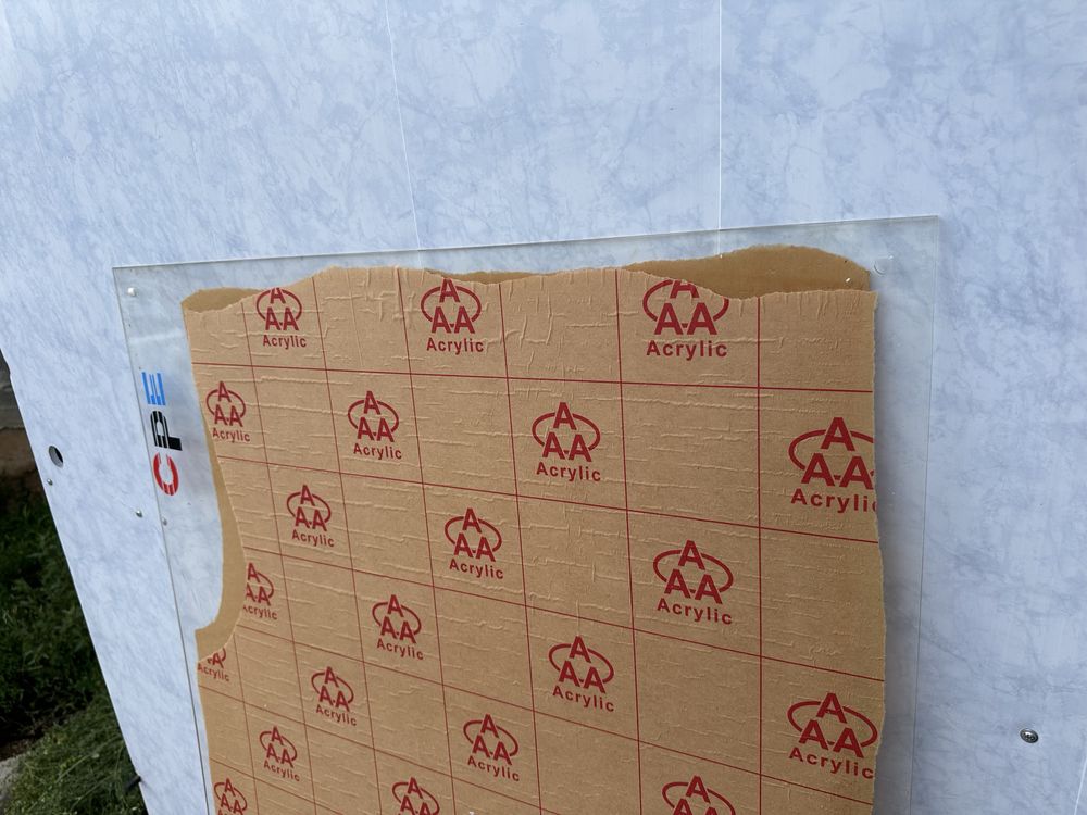 Продам новых оргстекло