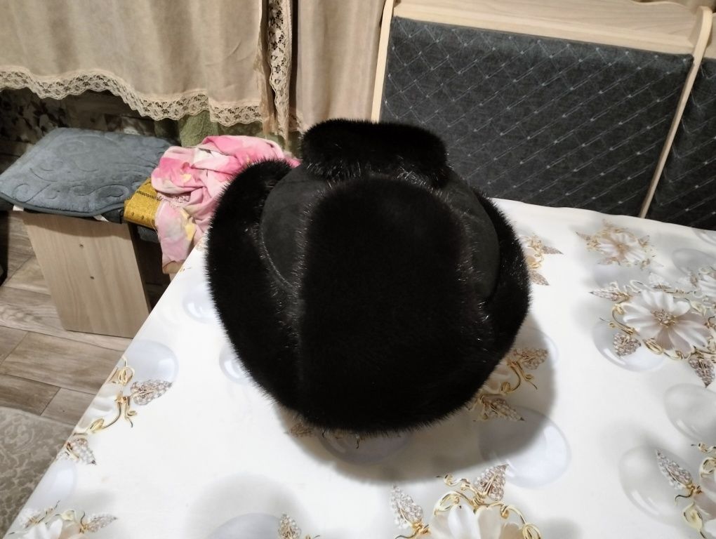 Продам ушанку не дорого