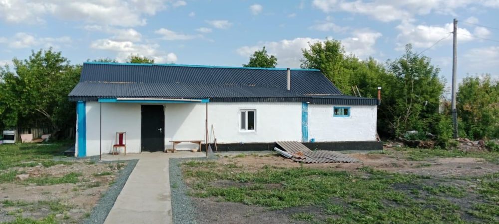 Продаю дом с базой