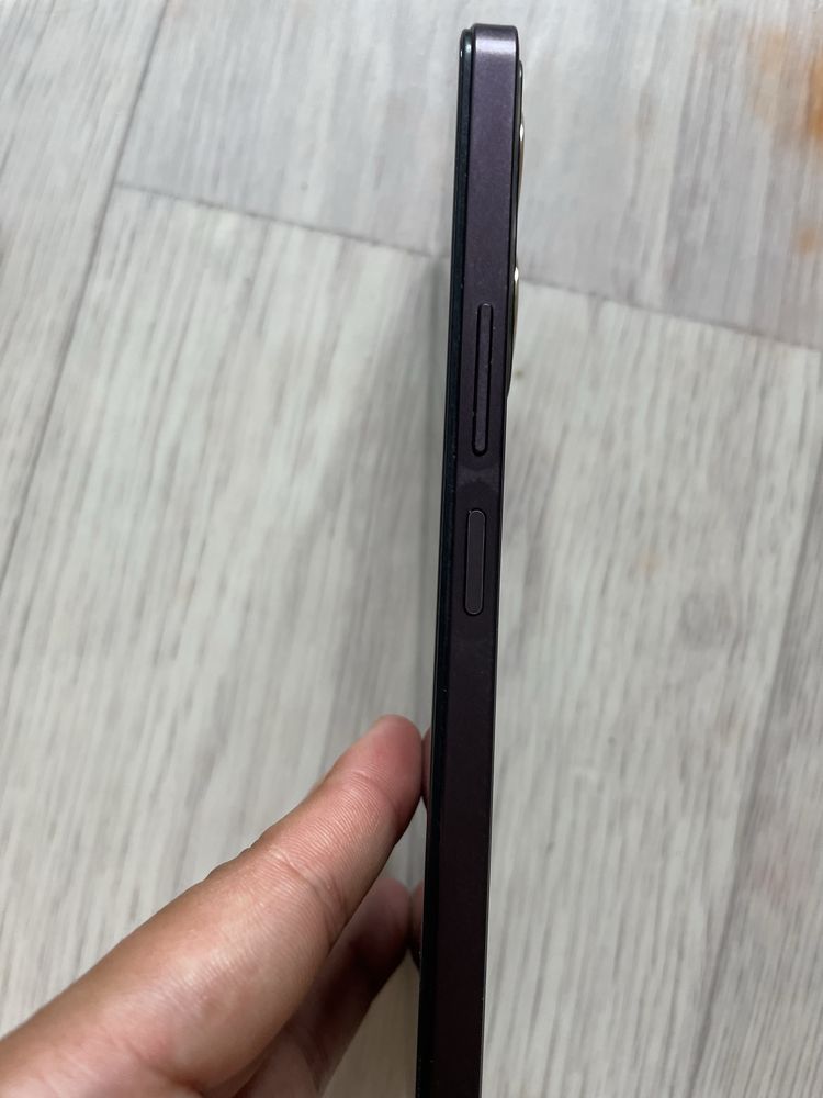 Vivo телефон продам почти как новый