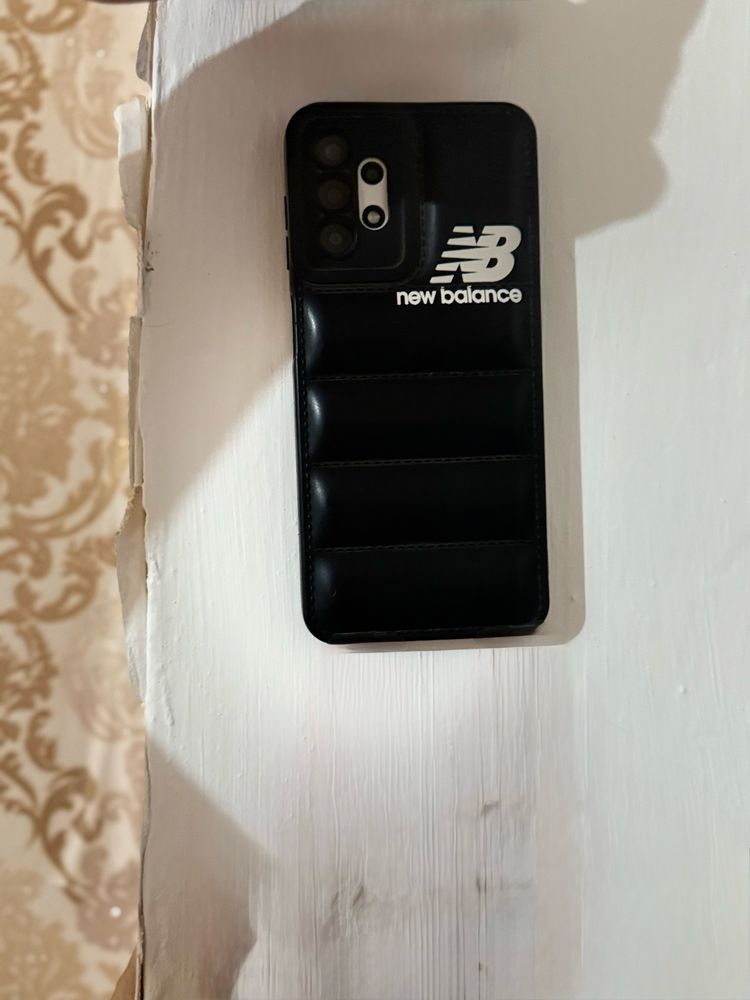 Продается Samsung Galaxy A13 в хорошем состоянии