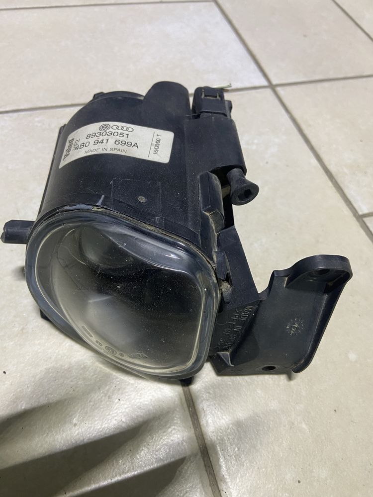 Противотуманная фара Audi A-6 капля, 2001г