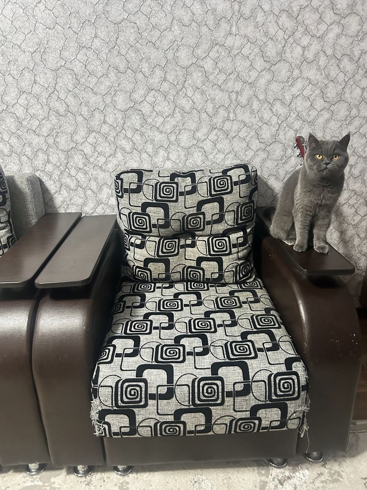 Продам диван + кресло кровать