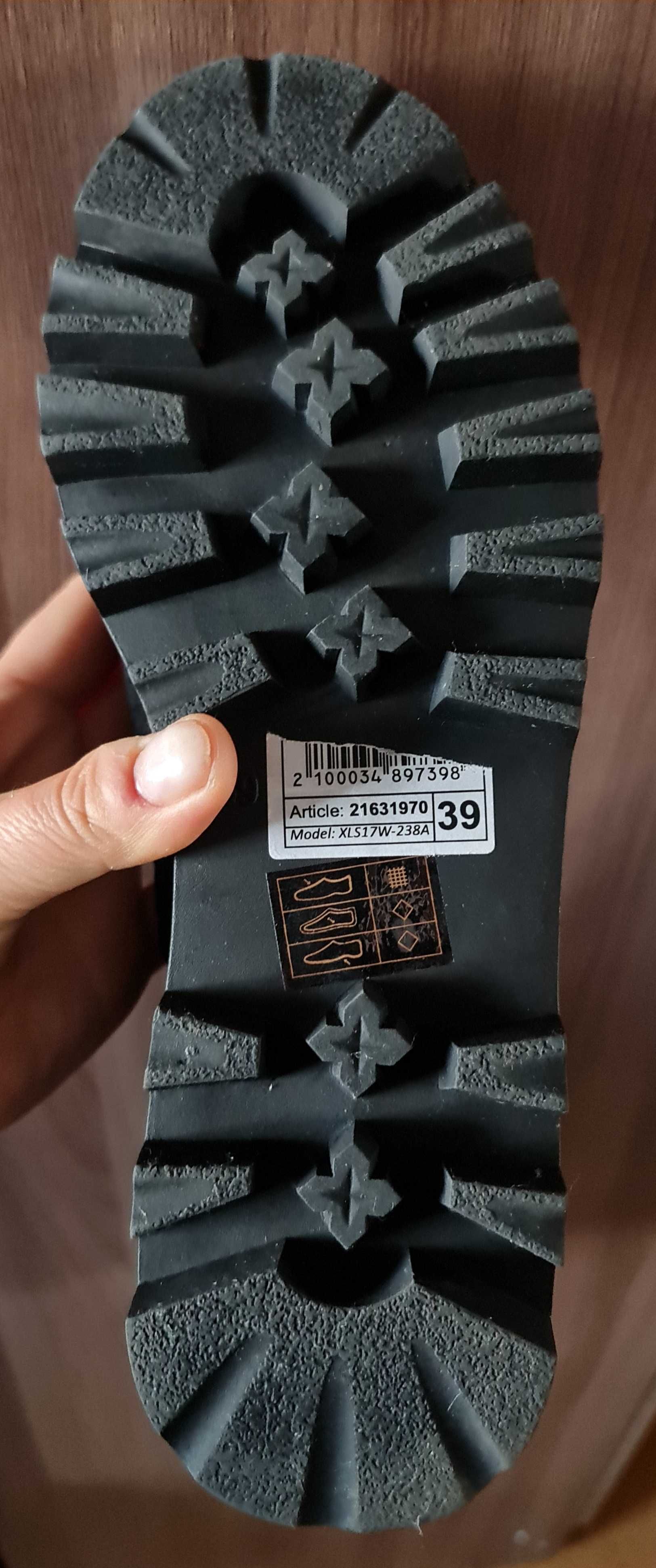 Сапоги зимние 39-40рр