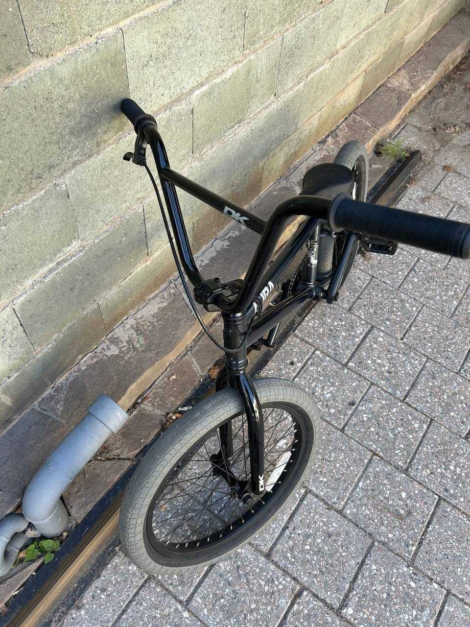 Продам Велосипед BMX DK Aura 20