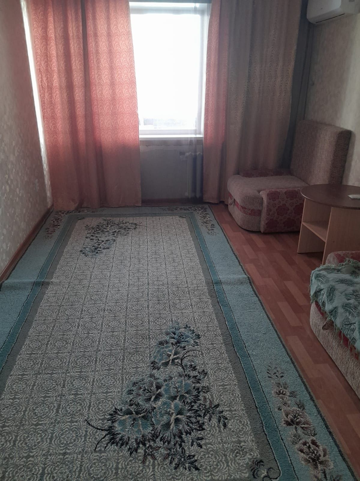 Продам 2-х комнатную квартиру улучшенной планировки.