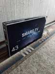 телевизор-SMART TV 43G8000