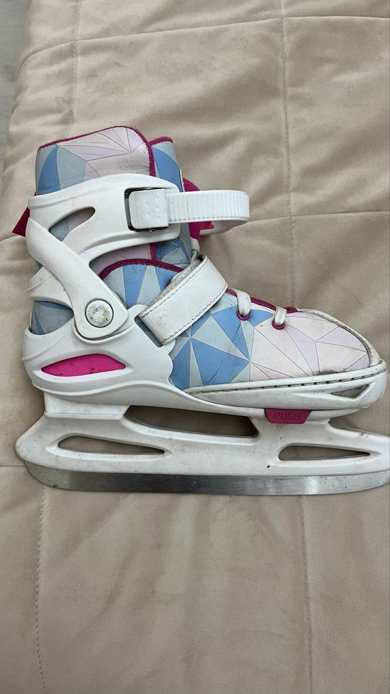 Продам коньки женские раздвижные 36-41