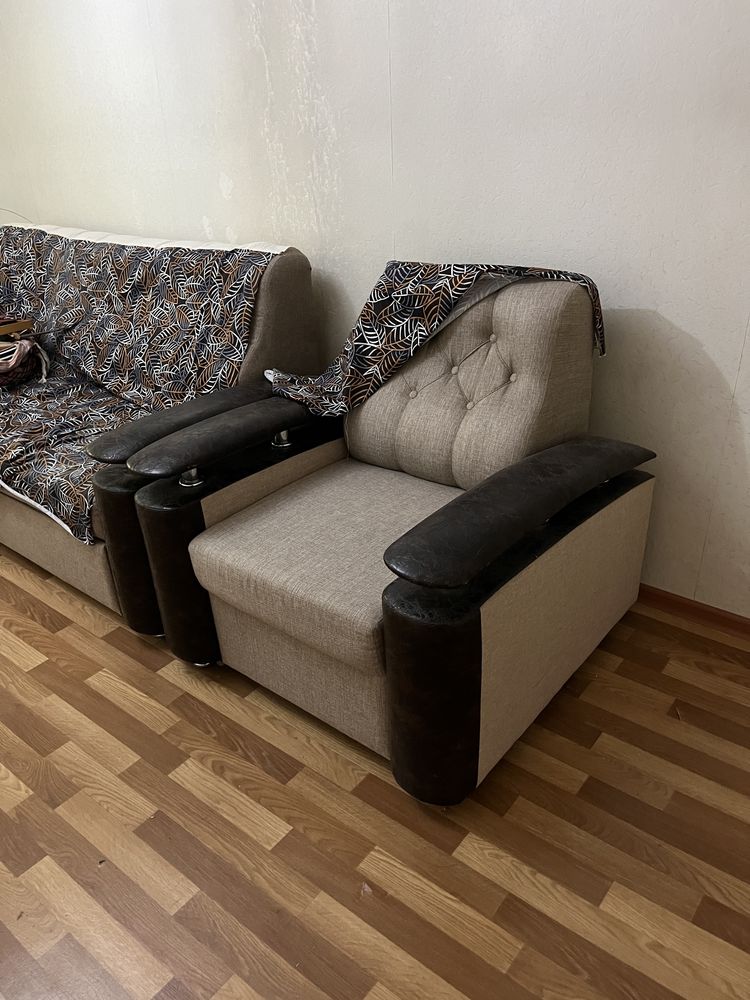 Диван раскладной  с креслом