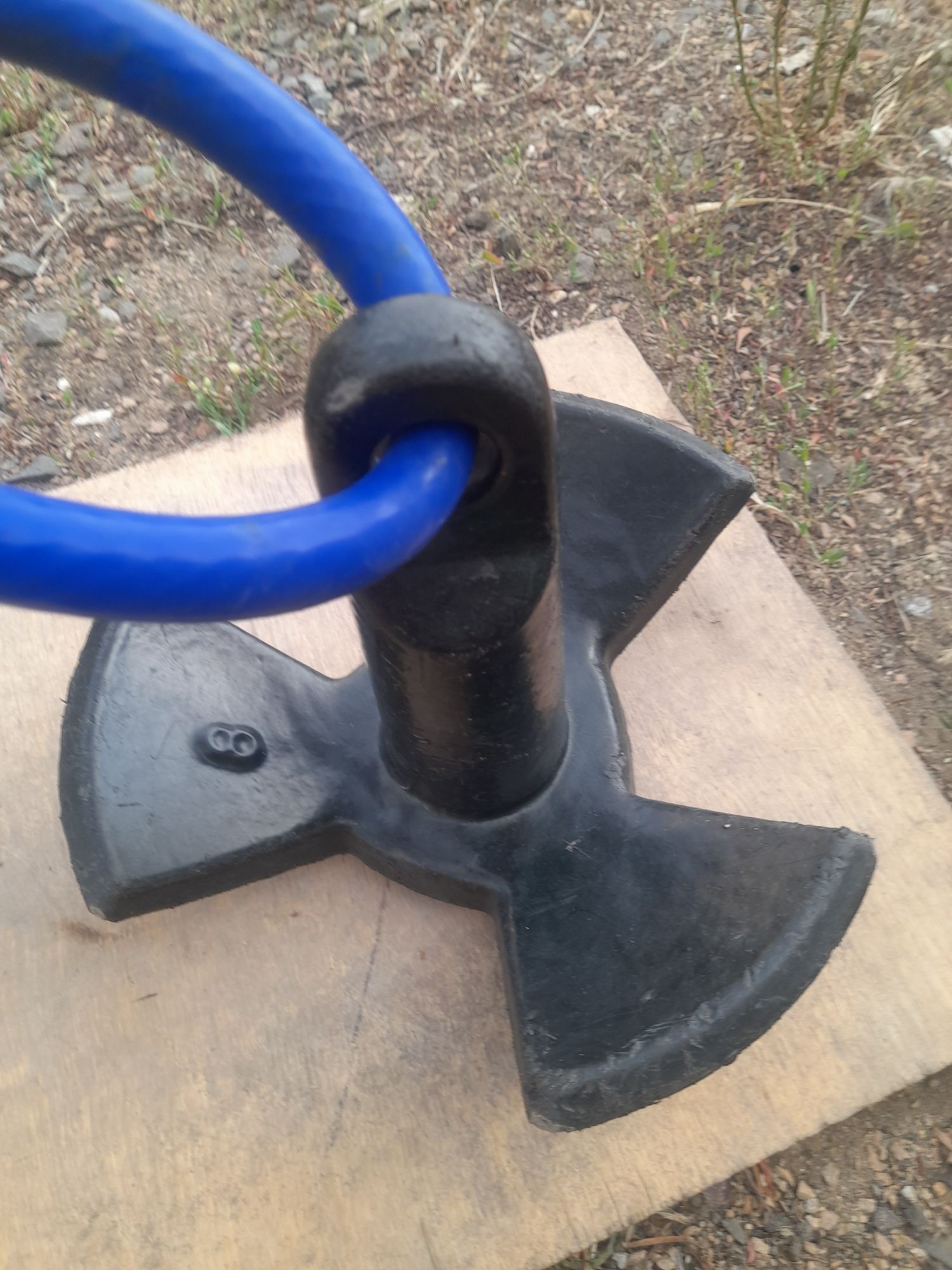 Продам якорь для лодки пвх