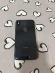 iPhone X 256 GB — в хорошем состоянии.