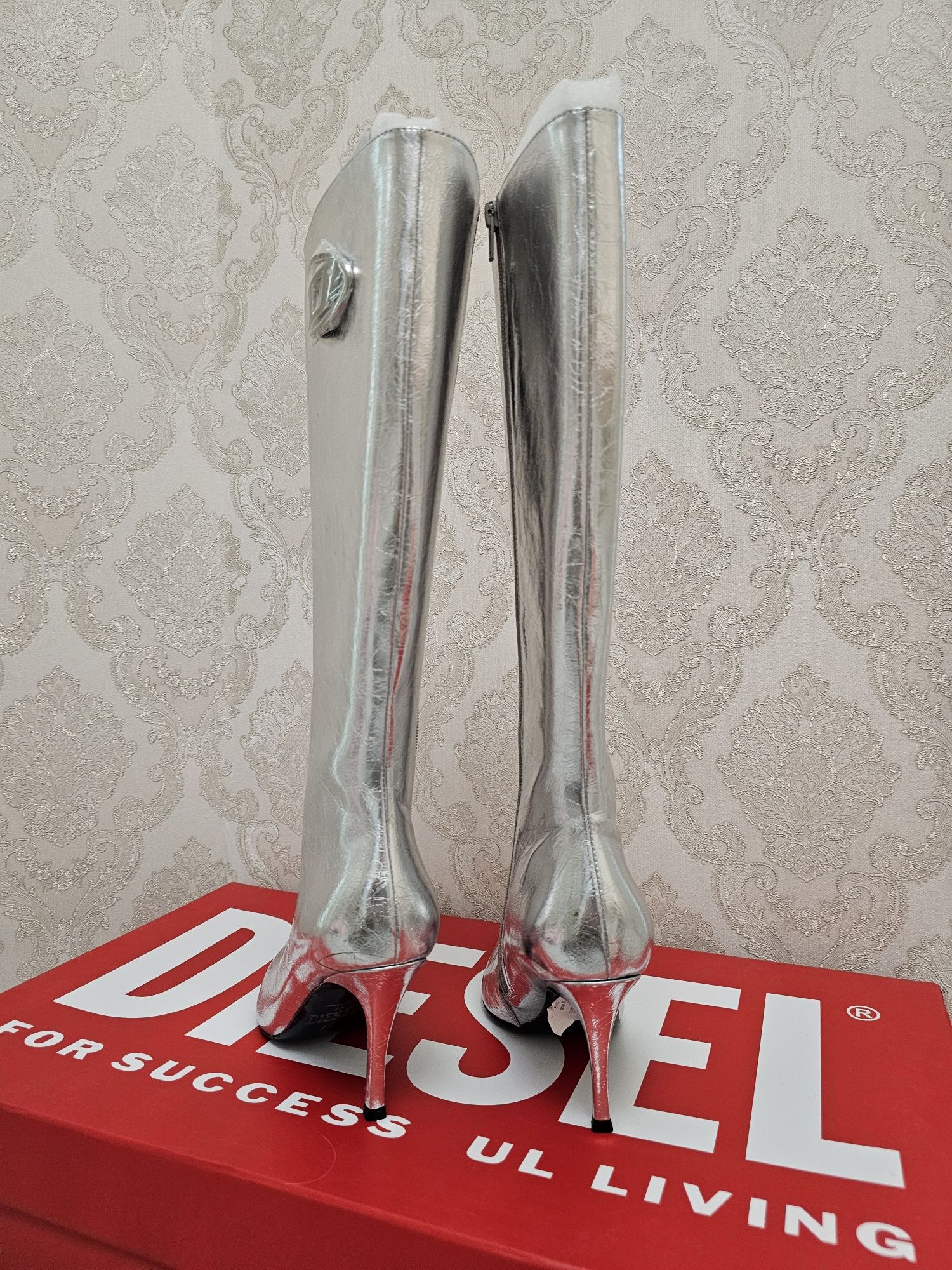 Женские сапоги DIESEL