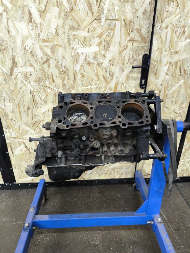 Блок ГБЦ 6G72 Mitsubishi Montero в Алматы
