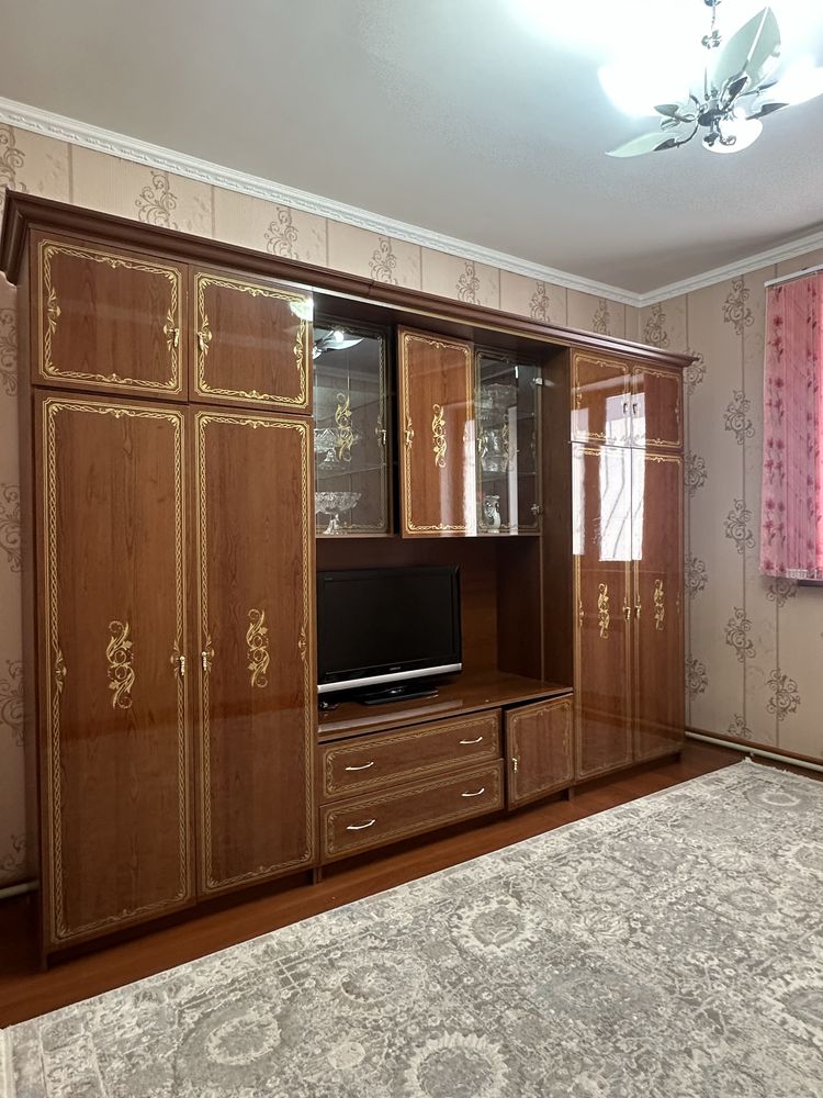 Шкаф           гарнитур.