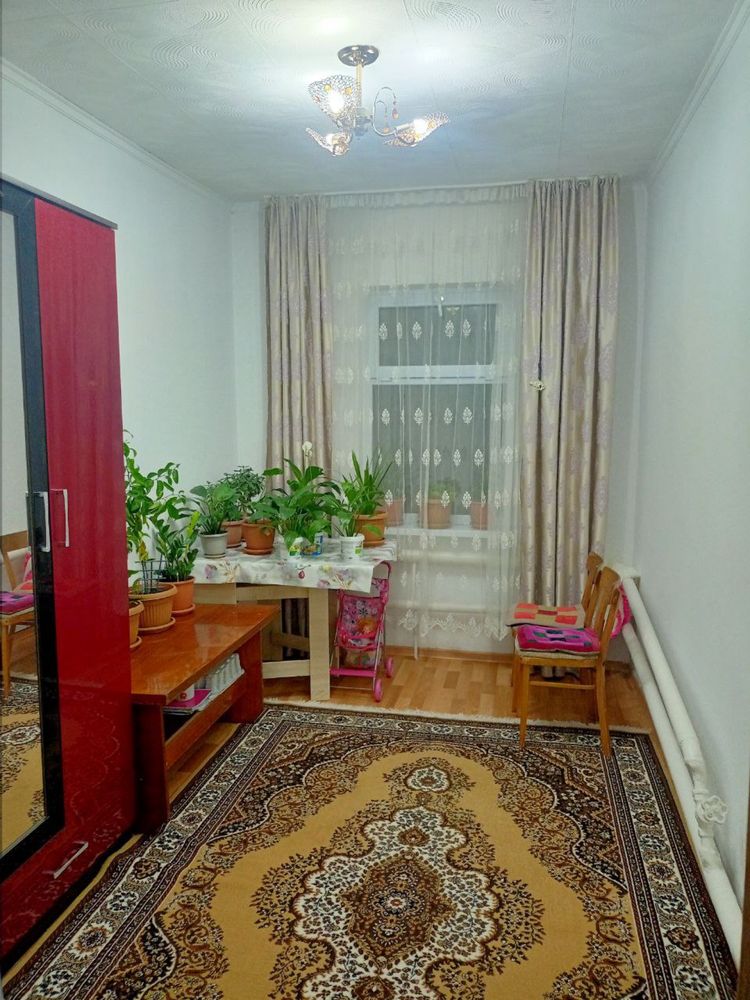 Продам Дом 12 соток земли 100кв.метров