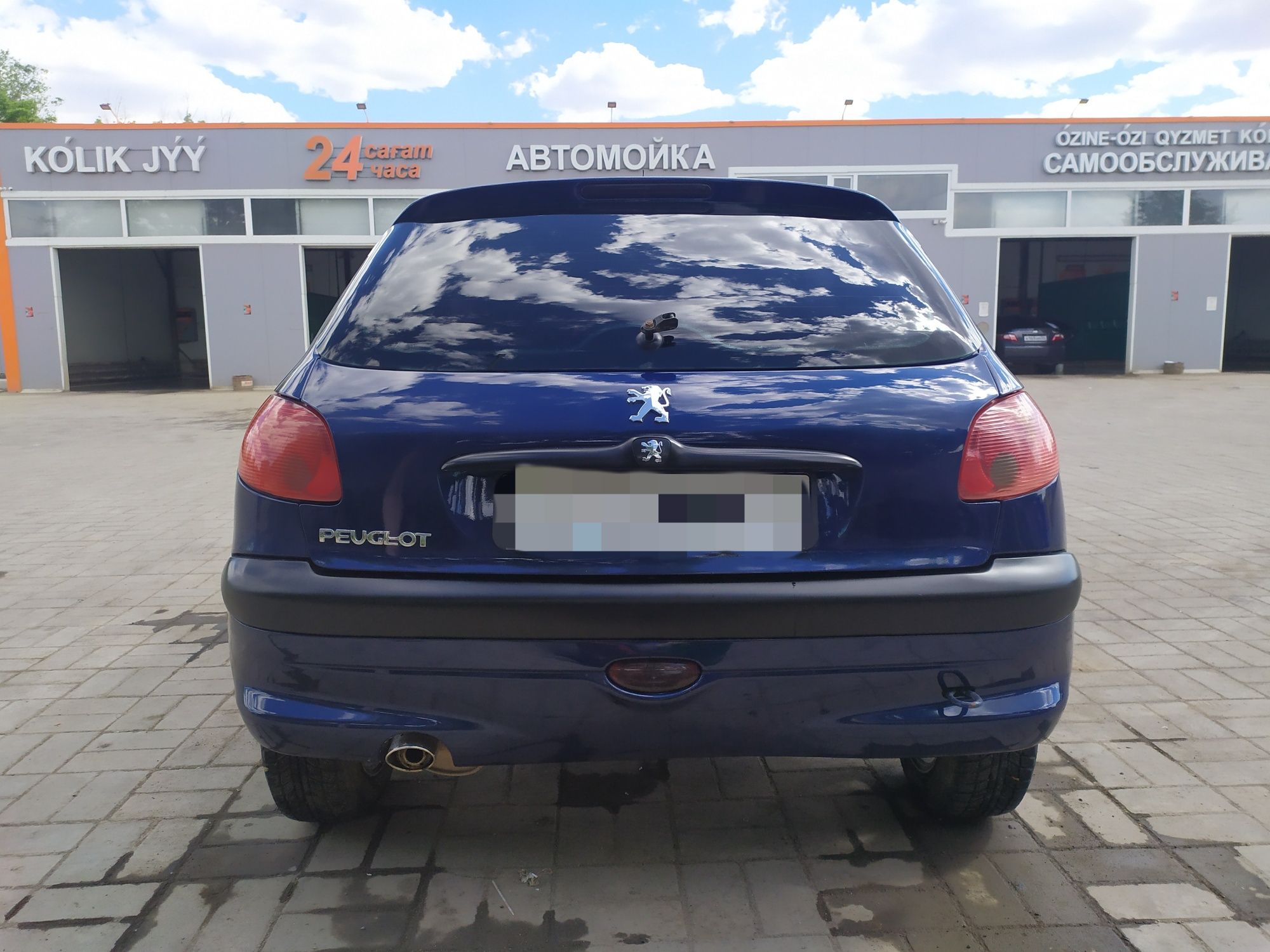 Продам автомобиль Peugeot 206