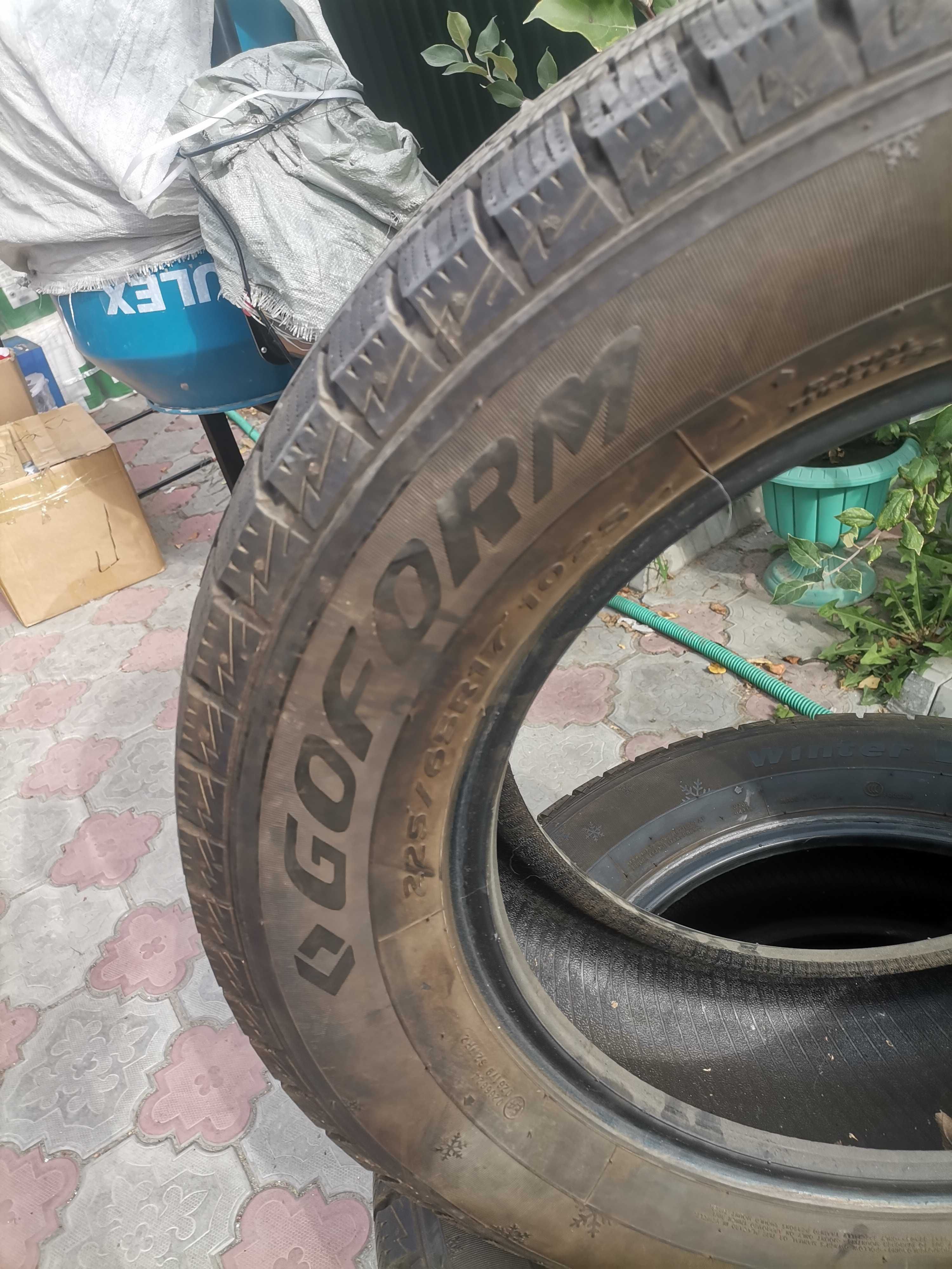 Продаются шины, зимняя резина R17