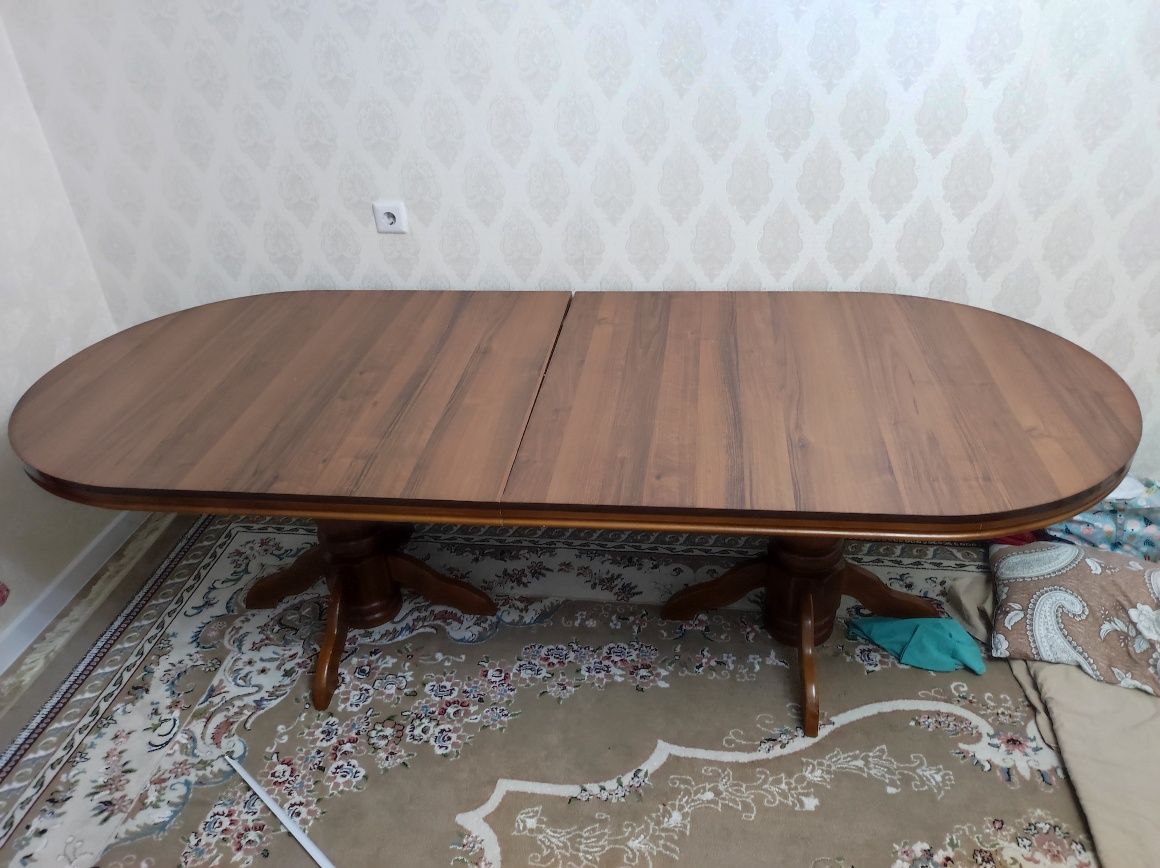 Продам стол в хорошем состоянии