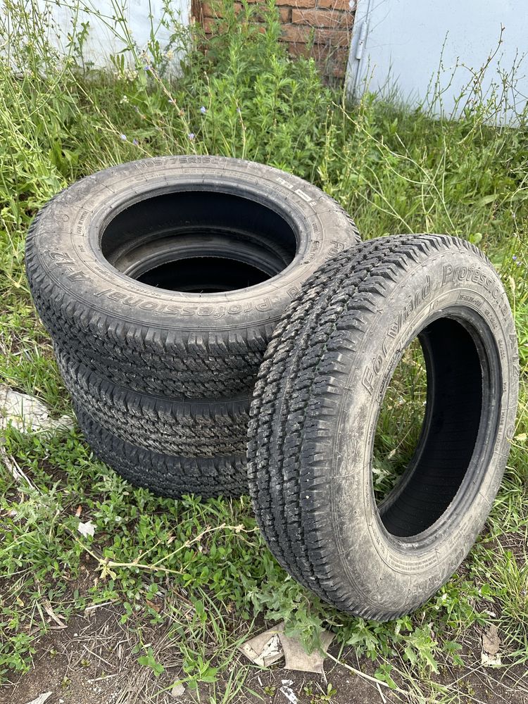 Продам летнию резину