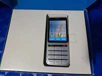 Телефон Nokia. Легенда. С сенсорным экраном.