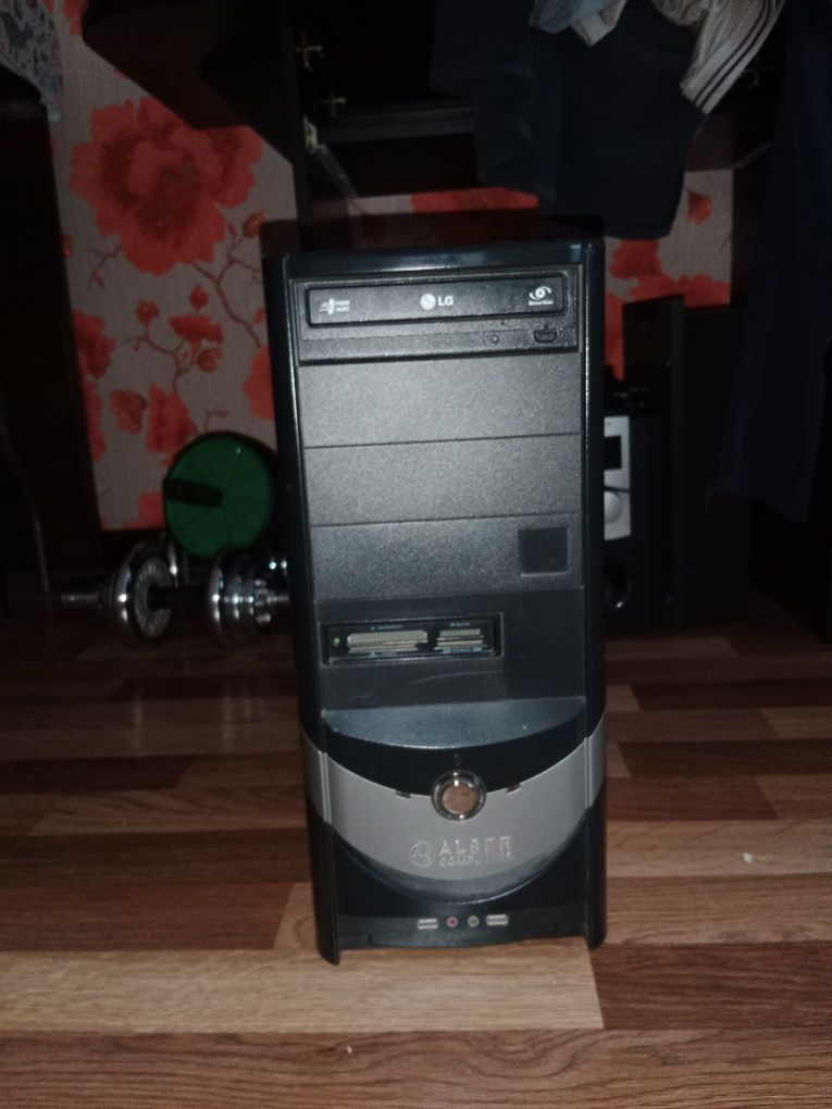 Продаю компьютер