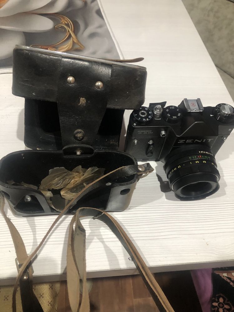 Продам фотоаппарат Zenit TTL
