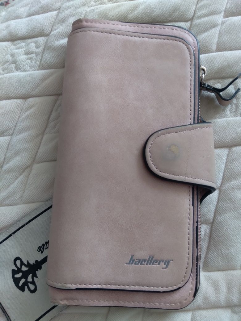 Продам  2 красивые женские кошелек