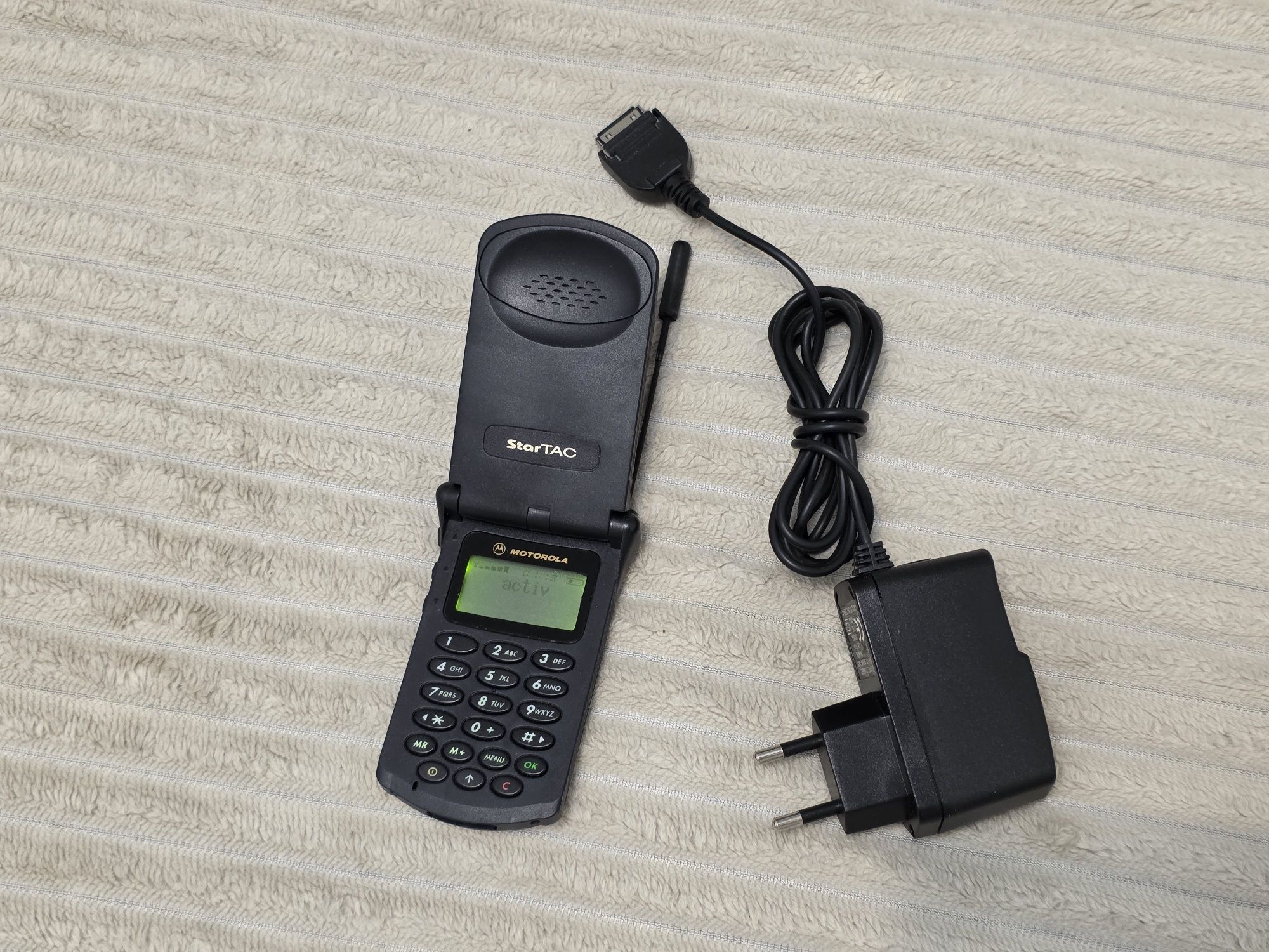Ретро раскладушка Motorola StarTAC