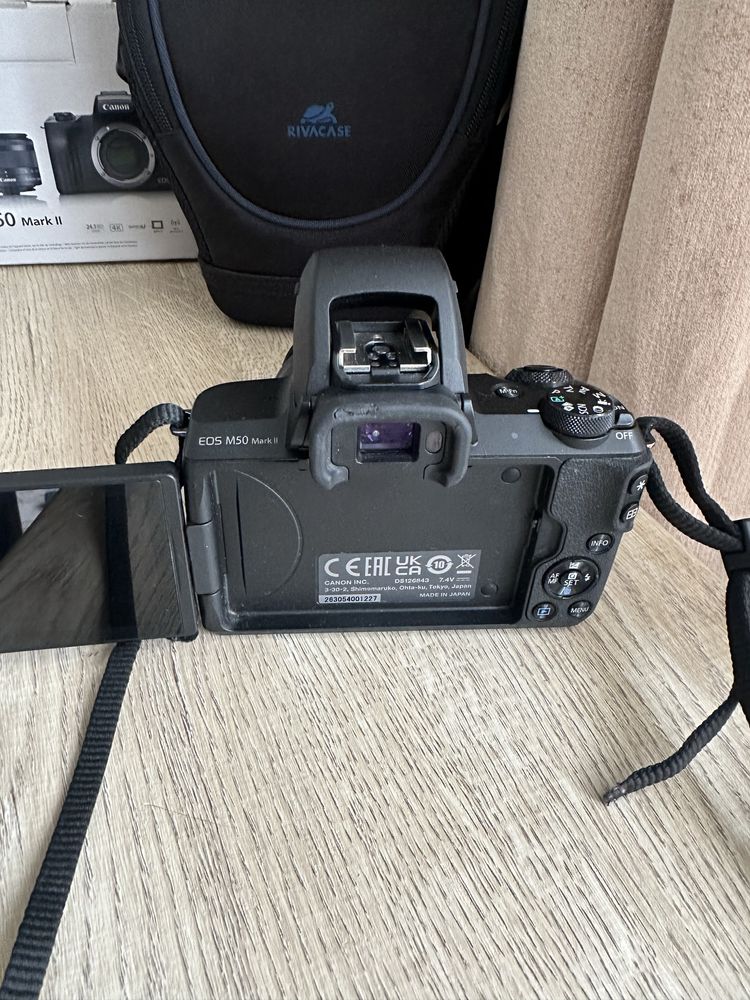 Профессиональный фотоаппарат Canon M50 15-45mm stm Mark ii.