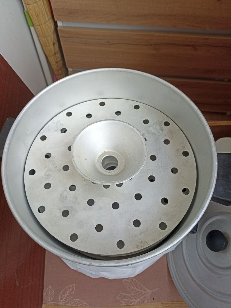 Продам мантоварку