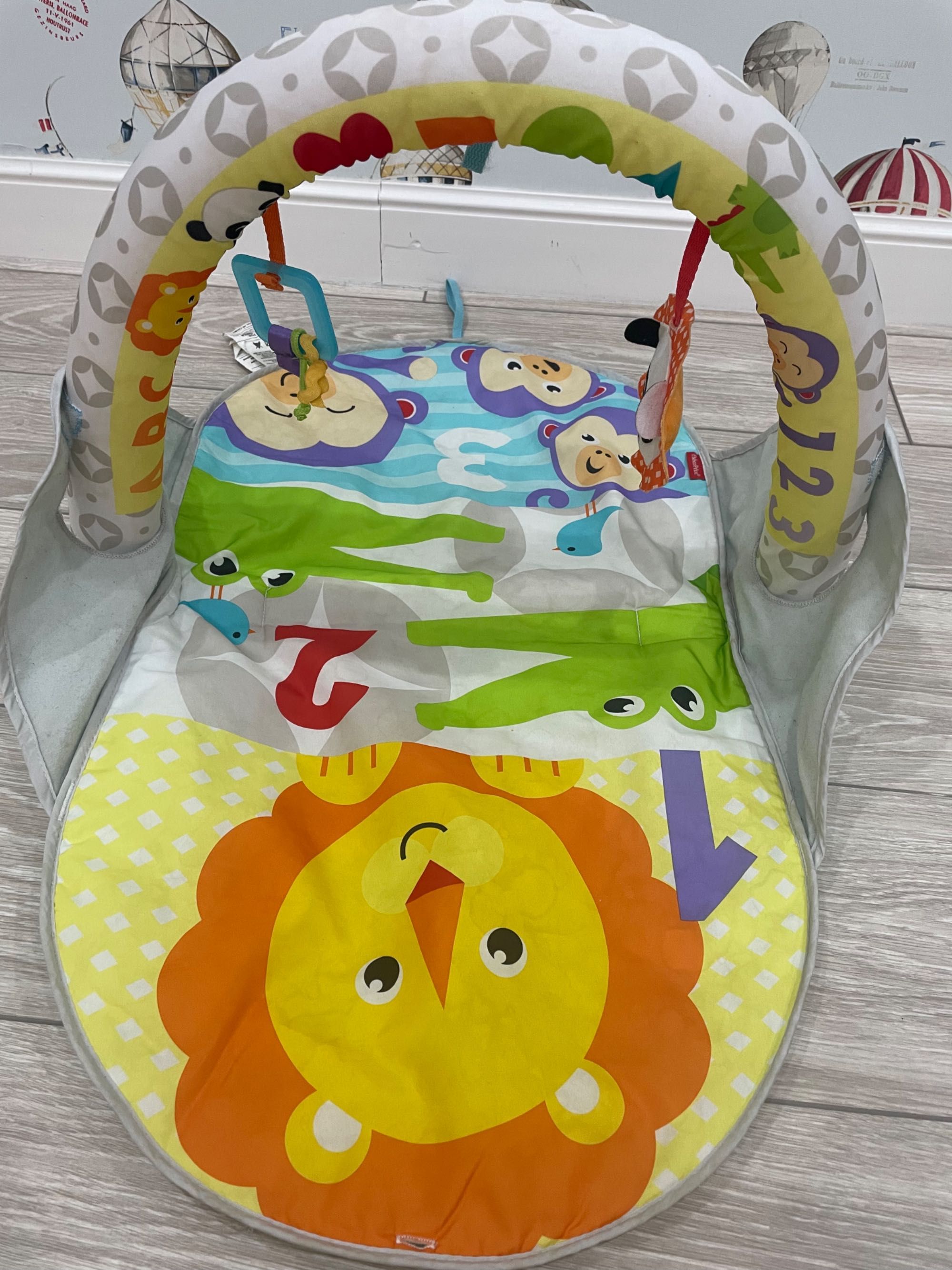 Коврик  Fisher Price для новорожденных
