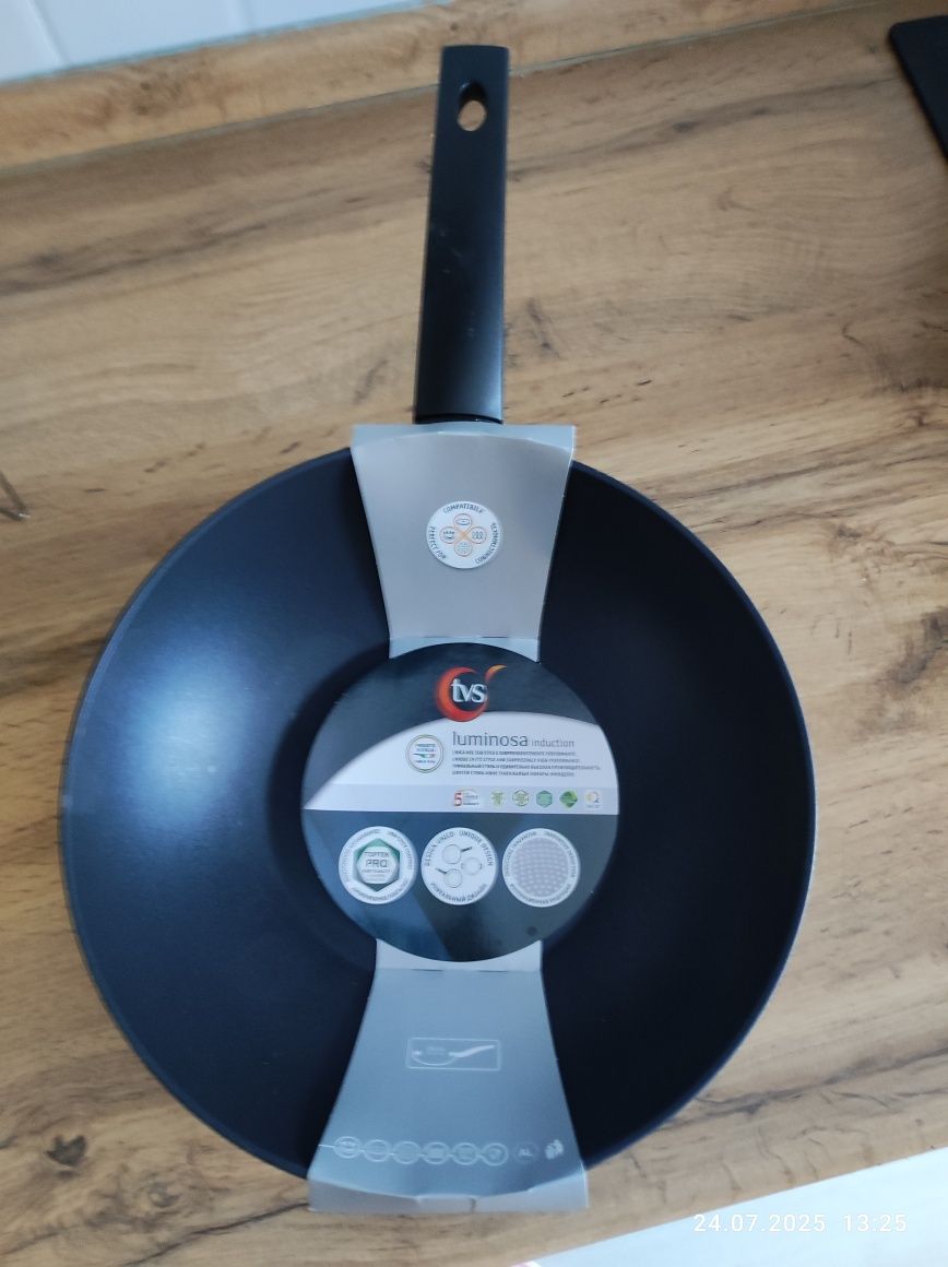 Новая сковородка wok, 28 см. Италия, бренд TVS