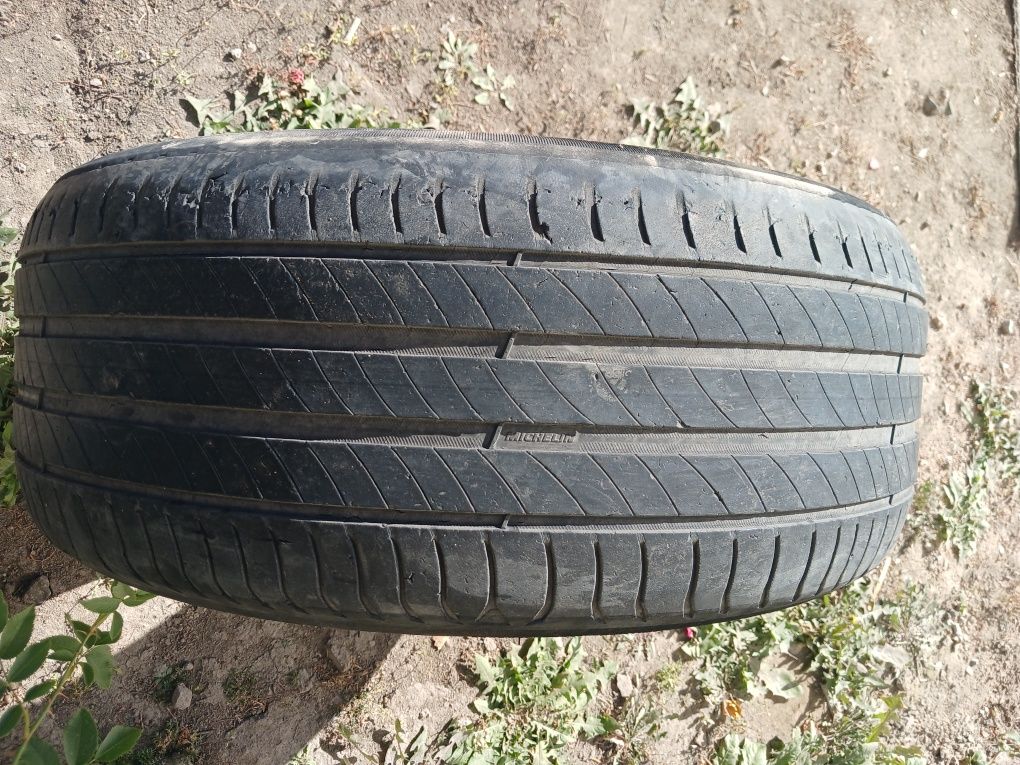 Продам комплект шин мишлен