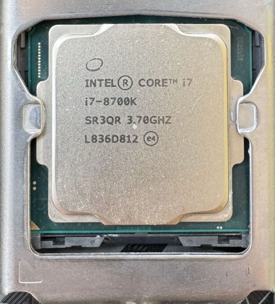 Процессор i7 8700k