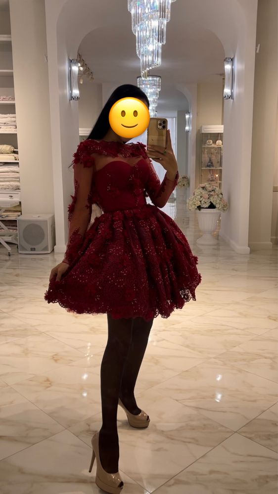 Продам шикарное , эксклюзивное платье от: Aelita Couture