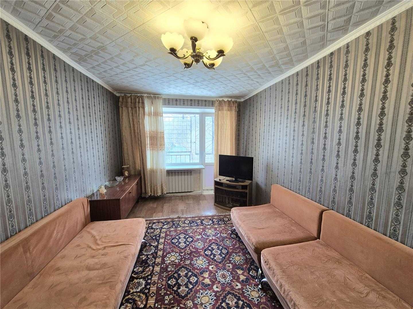 Продам 1 комн квартиру на 5 мкр в районе Тулпара.
на 2 /9 эт