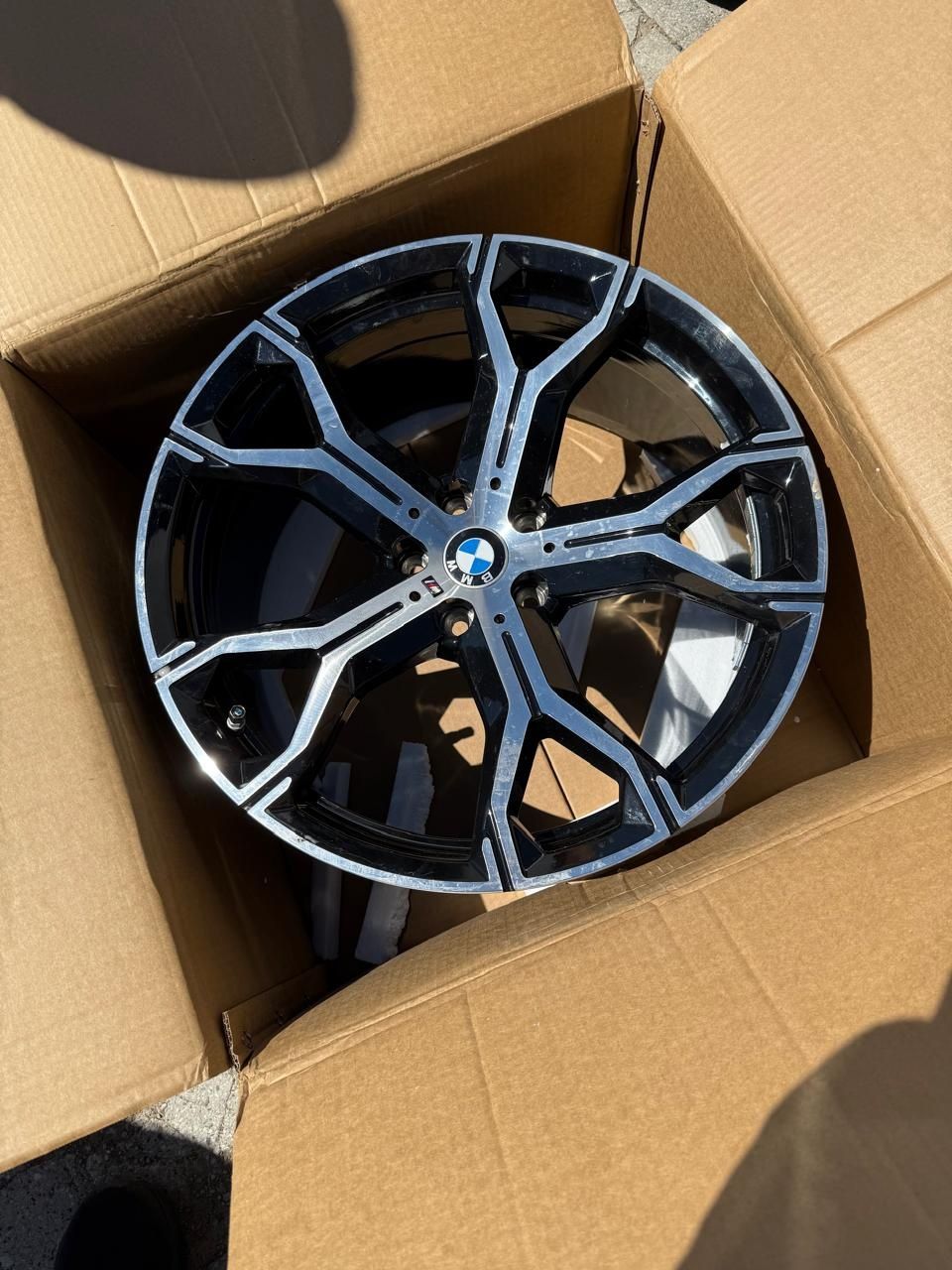Продам диски разноразмерные R 20