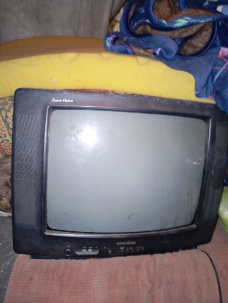 Телевизор черно белый