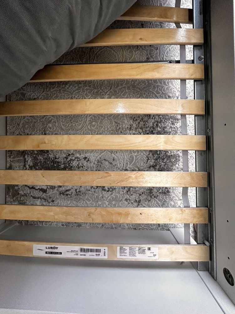 Продам кровать IKEA, размеры 100*206