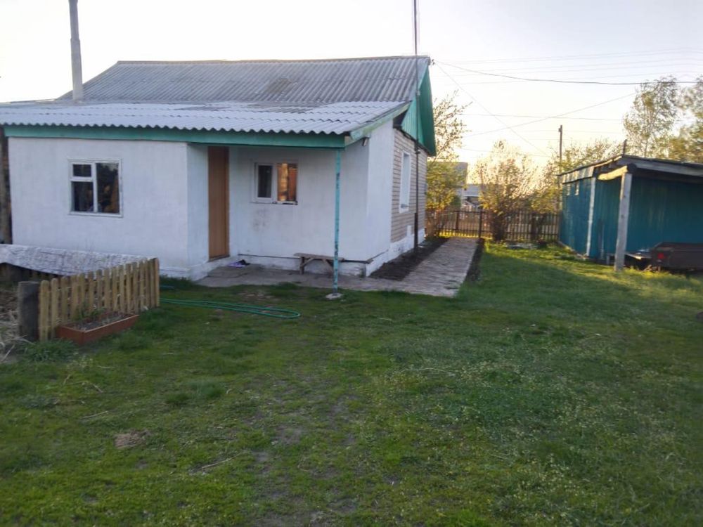 Продам дом село Новокаменка