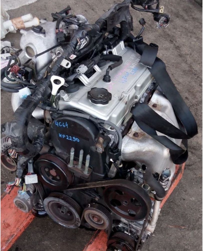 Двигатель Мицубиси Аиртрек 4B11 Mitsubishi OUTLANDER 4B12 4WD 4G64 4B1