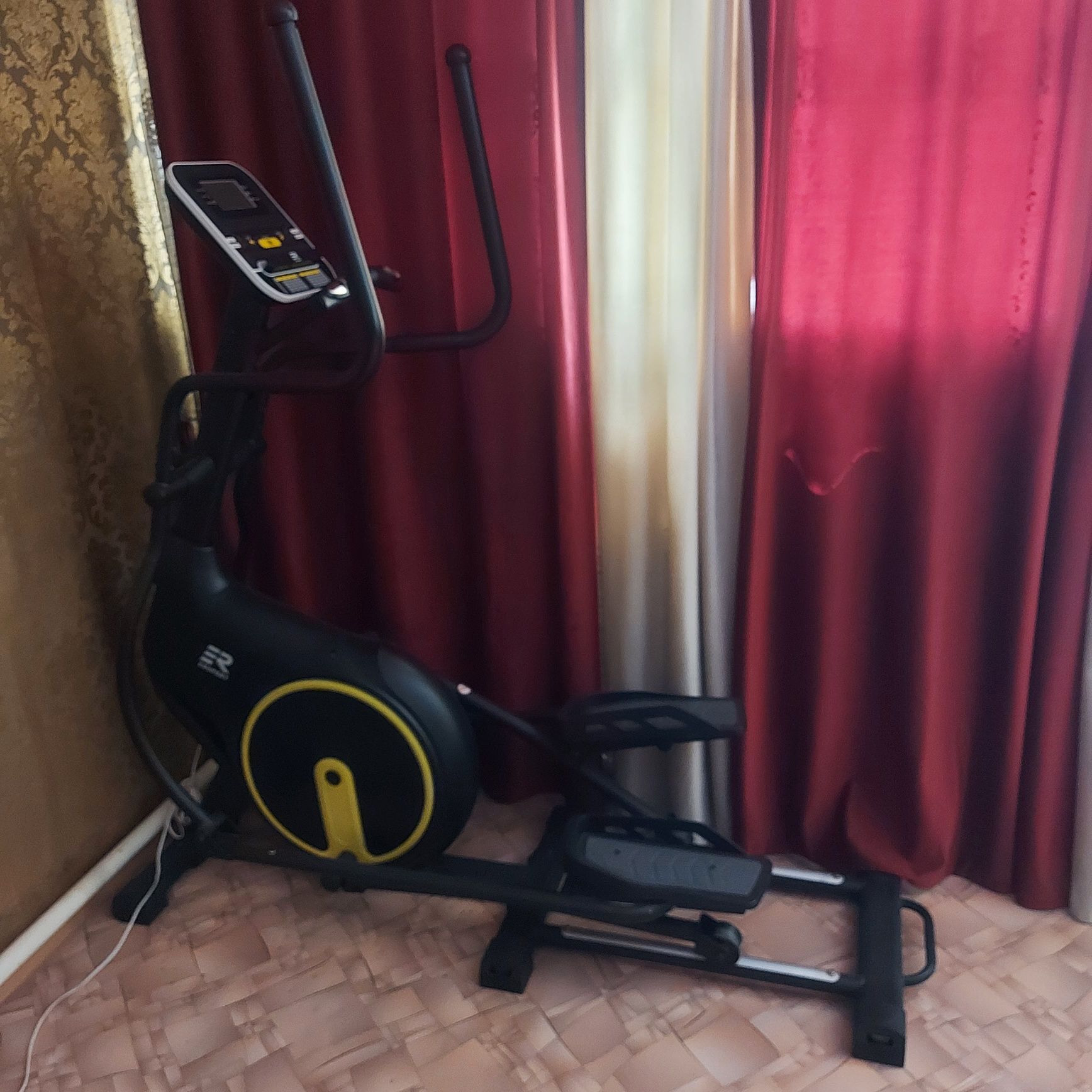 Тренажёр не использовался практически новый