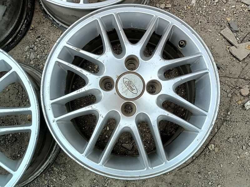 Продам оригинальные легкосплавные диски "Ronal" на Ford Focus